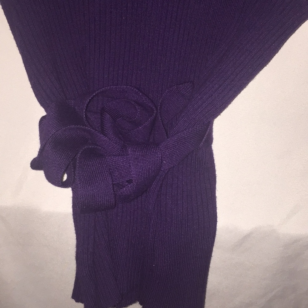 Sweater - Picture 3 of 6